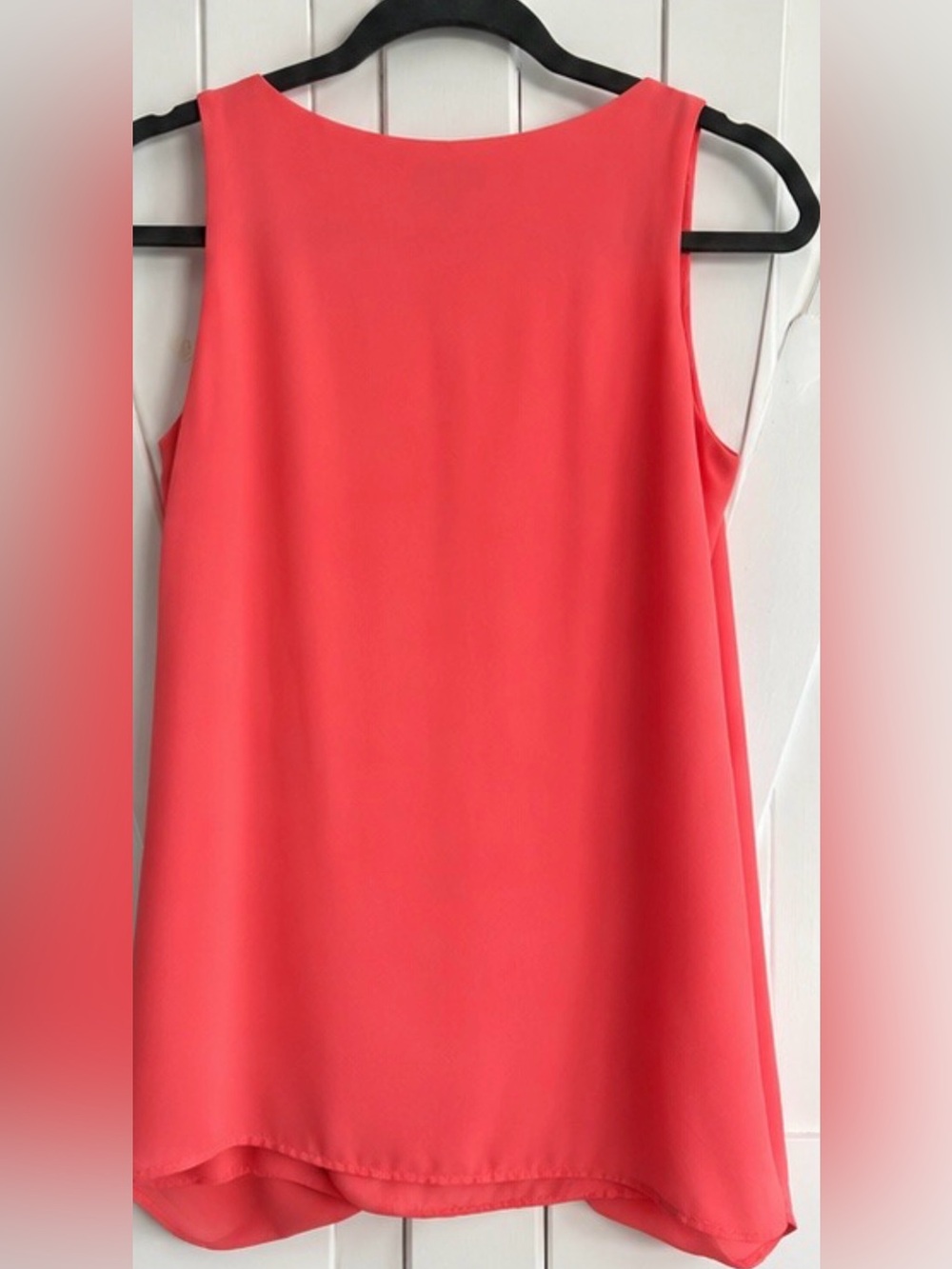 Le Château Coral Pink Sleeveless Blouse | P/S | Flowy V-Neck - Picture 3 of 3